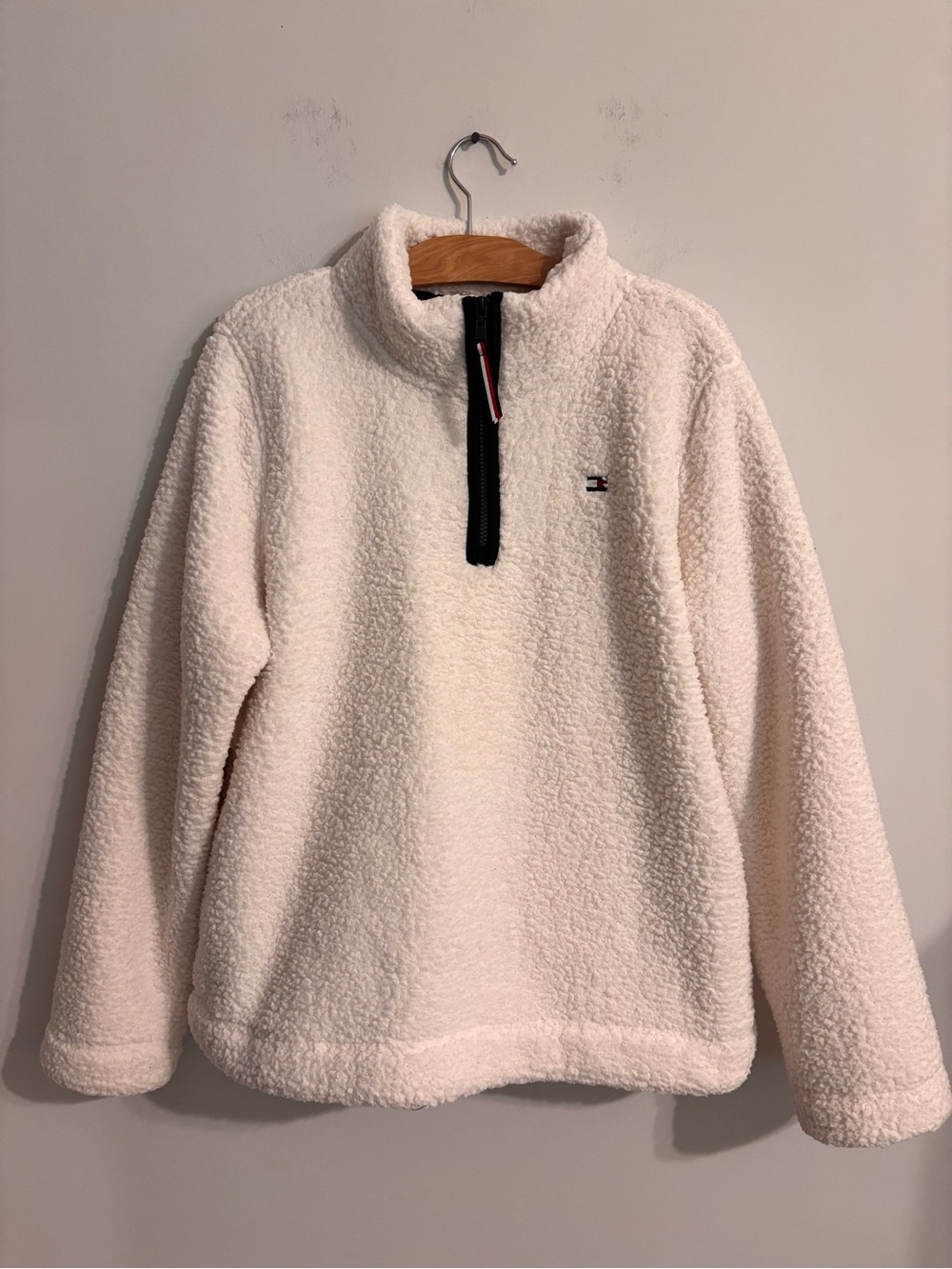 Tommy Hilfiger Ivory Women's 1/4-Zip Sherpa Logo Pullover